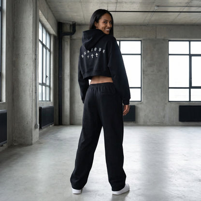 Essential Cropped Hoodie